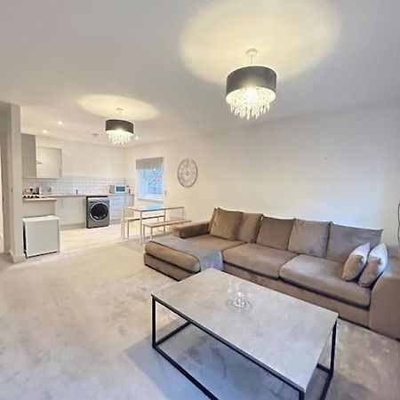 Luxury Countryside Stay - Waters Upton, Telford Kültér fotó